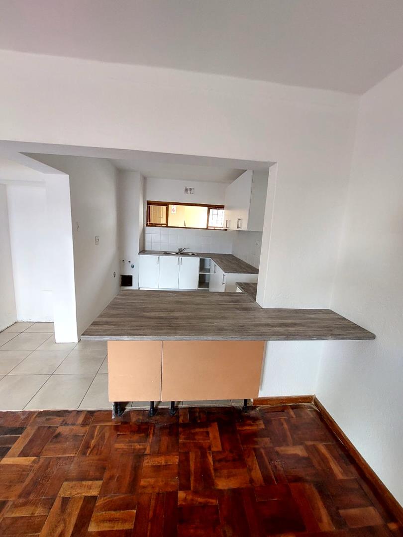 3 Bedroom Property for Sale in Vredehoek Western Cape